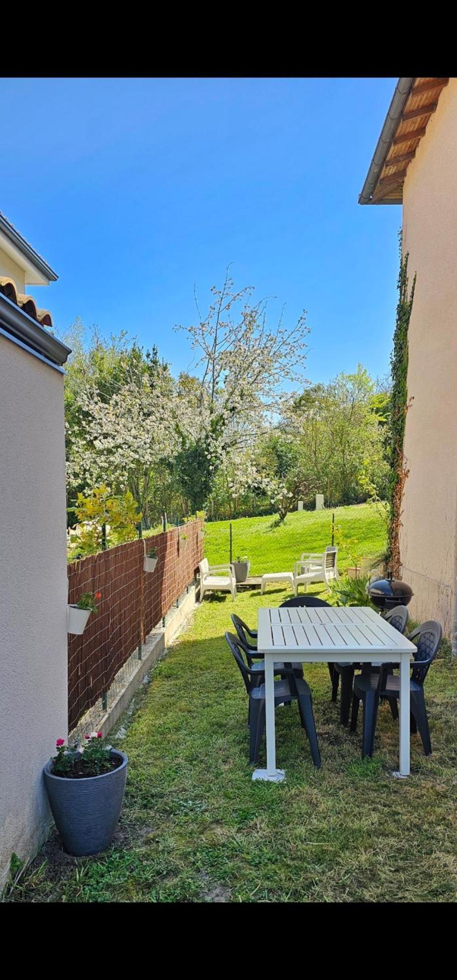 Appartement Lumineux Et Calme En Rez-De-Jardin Castanet-Tolosan 外观 照片
